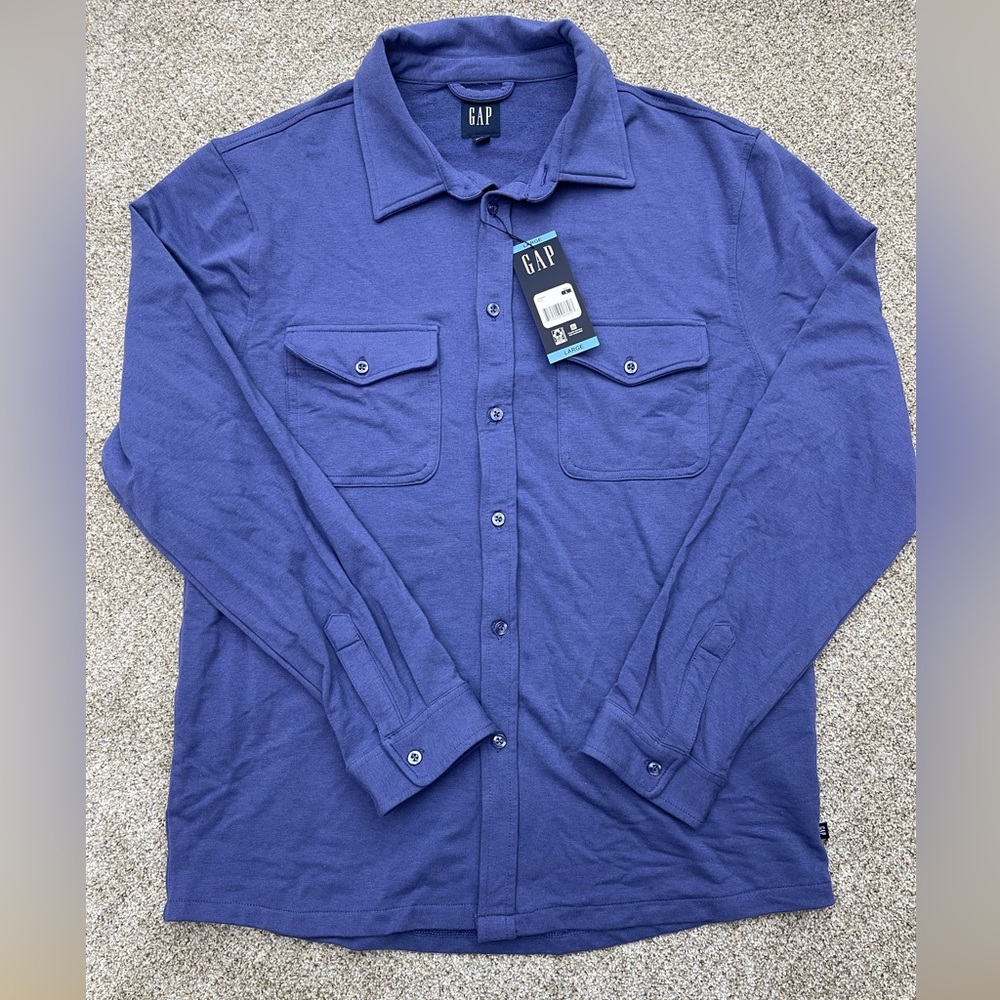GAP Men’s Blue Long Sleeve Button-Up Shirt
